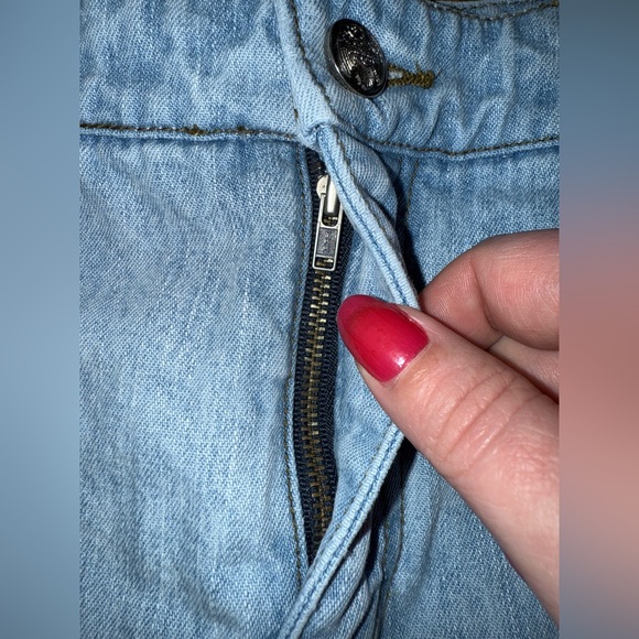 Vintage Harley Davidson Light Wash Jean Shorts Harley patches on back Sz 10 - Picture 9 of 13